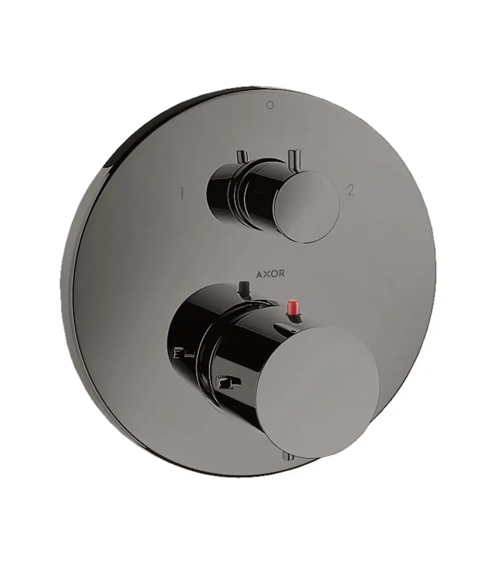 Thermostat-Armatur mit zwei Einstellknöpfen und einem Ab- und Umstellventil, in poliertem Schwarz Chrom. Logo der Marke AXOR oben.